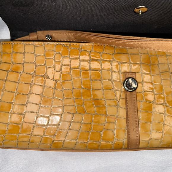 Vintage Faux Croc-Embossed Shoulder Clutch Bag - Tan Brown - Picture 2 of 7